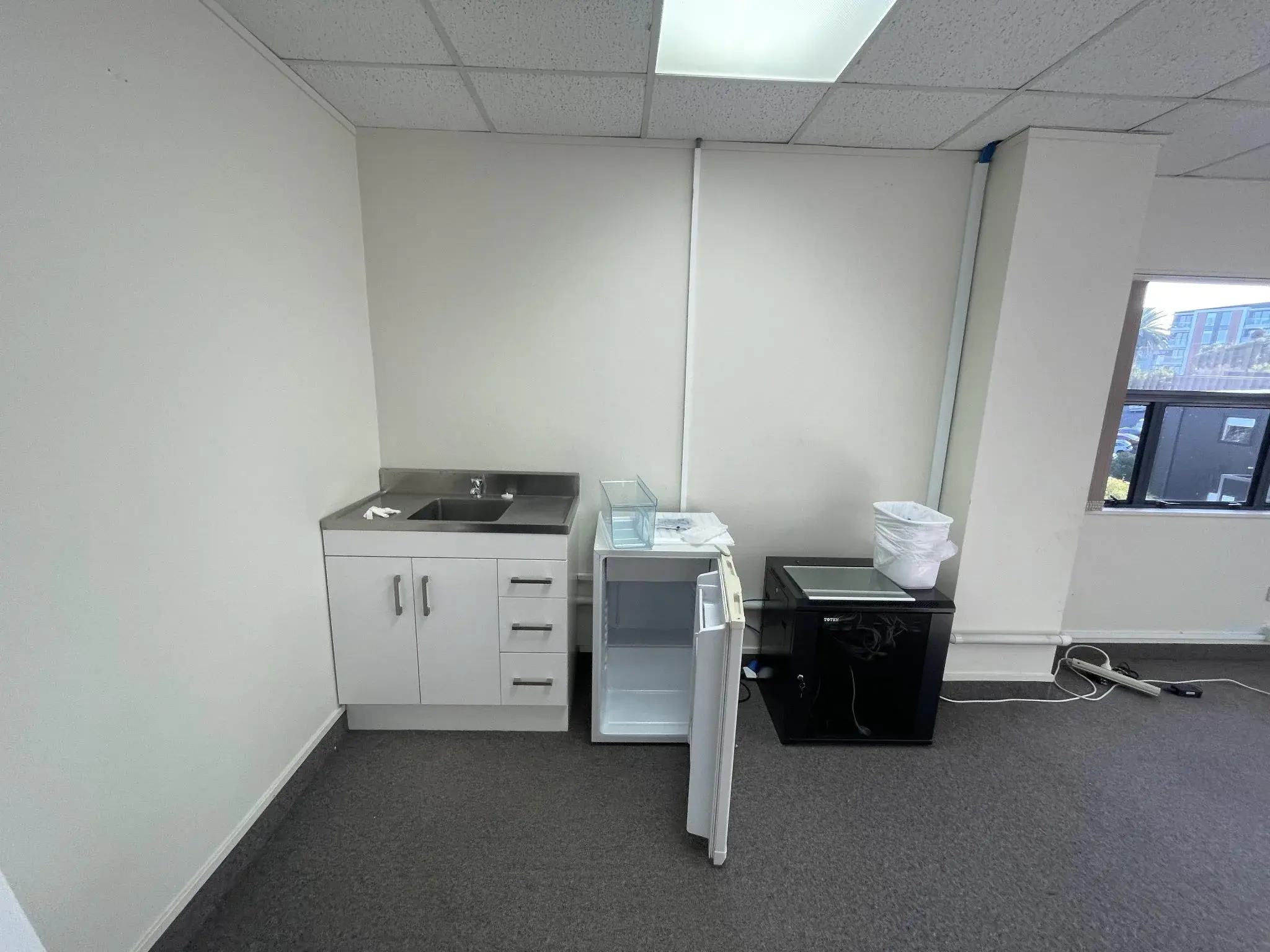 Offices with shared kitchenettes at Hinemoa House, gallery image 3