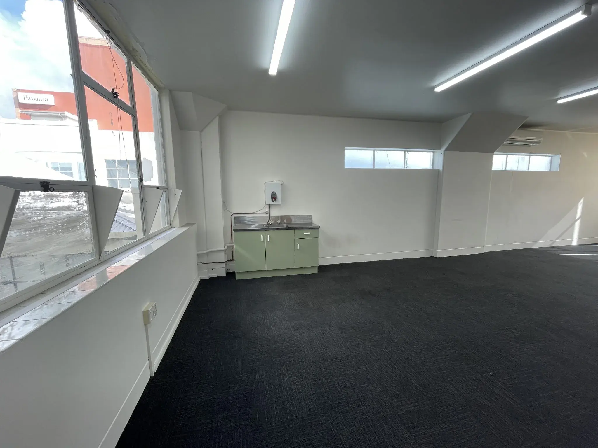Suite 205 at Garden House, gallery image 1